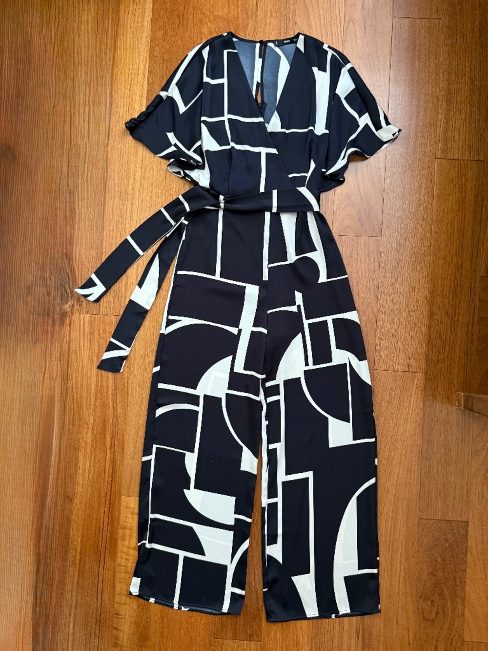 *LIKE NEW* MNG Wide-leg Jumpsuit M
